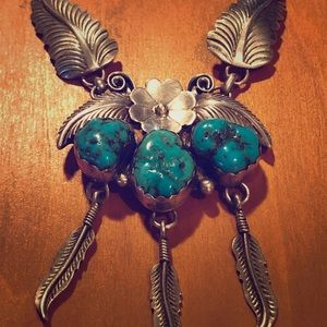Vintage 925 turquoise feather necklace w/ flower